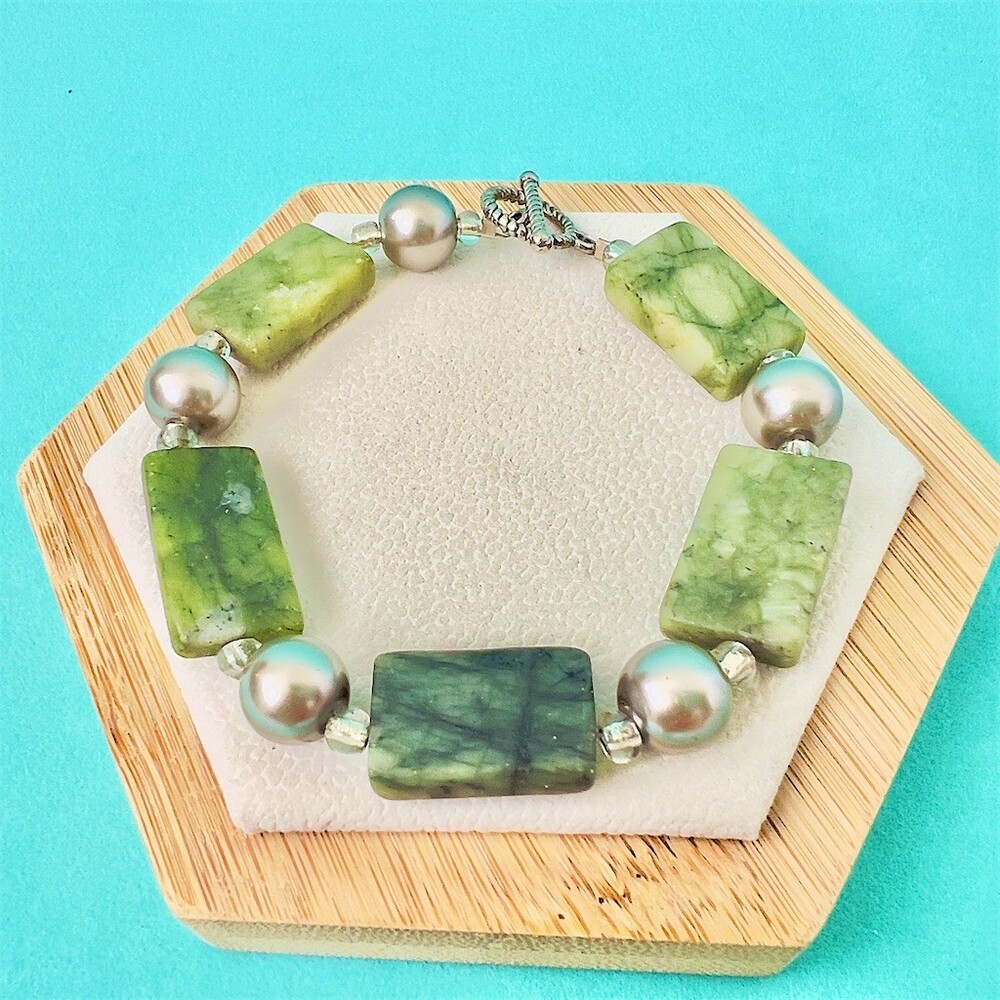 Handmade Bracelet Green Marbled Stone & Pearl Beaded Toggle 7.5 in
